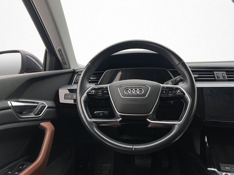 Audi e-tron bild 15