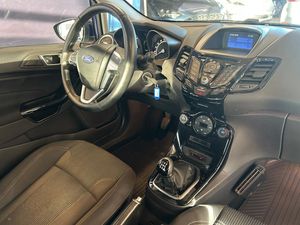 Ford Fiesta bild 7