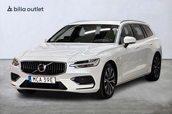 Volvo V60 T6 Core Bright 350hk Navi Drag BLIS Carplay Backkamera - 2025