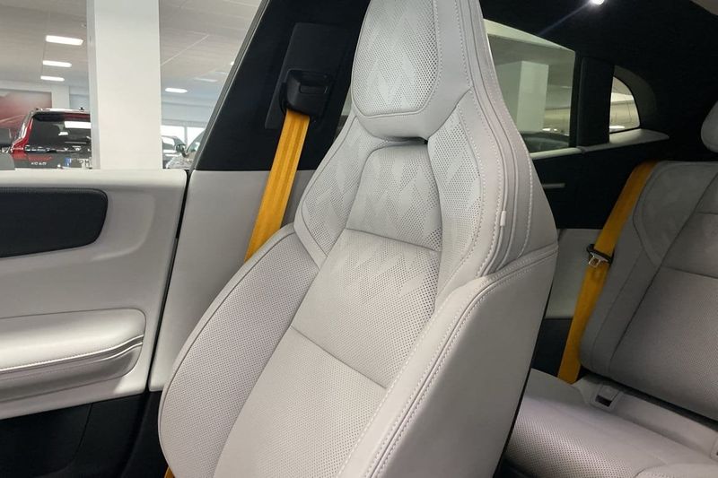 Polestar 4 bild 10