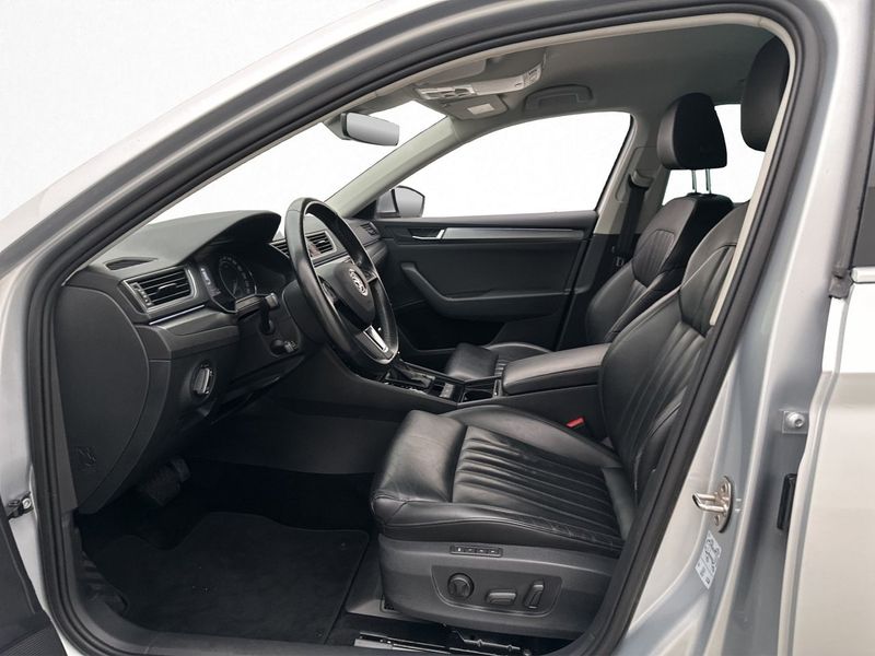 Skoda Superb bild 12
