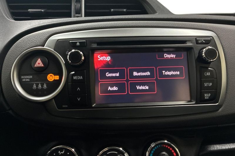 Toyota Yaris bild 19