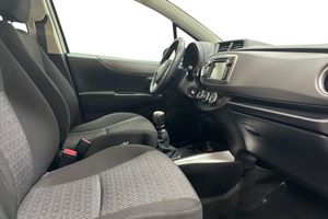 Toyota Yaris bild 15