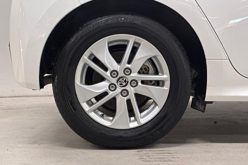 Toyota Yaris bild 11