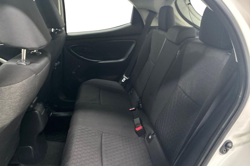 Toyota Yaris bild 14