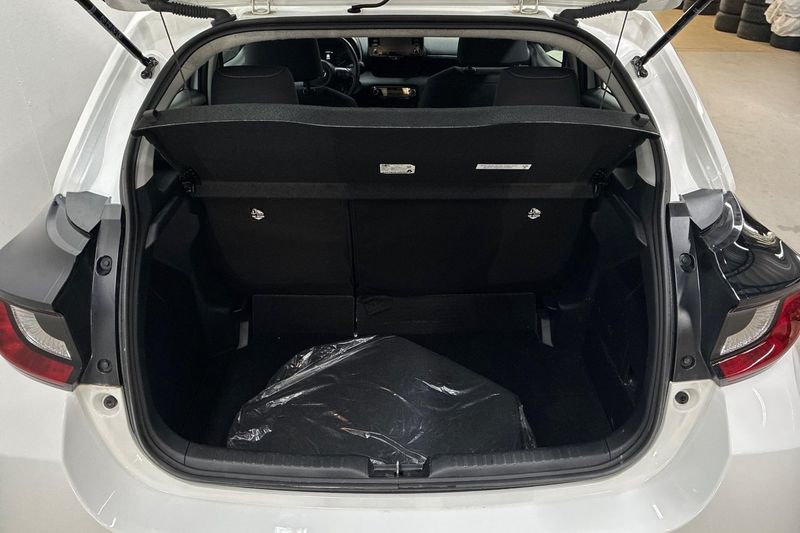 Toyota Yaris bild 10