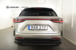 Lexus NX bild 4