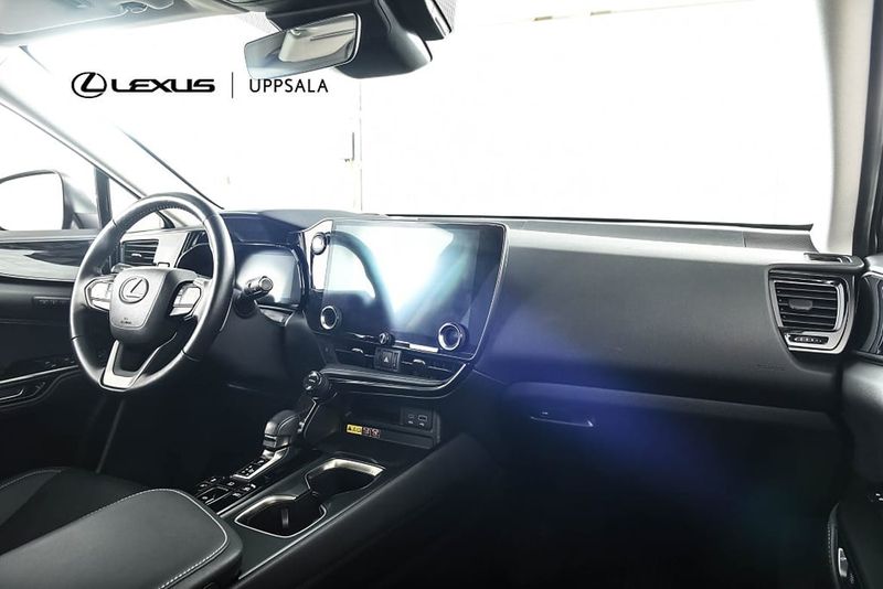 Lexus NX bild 11