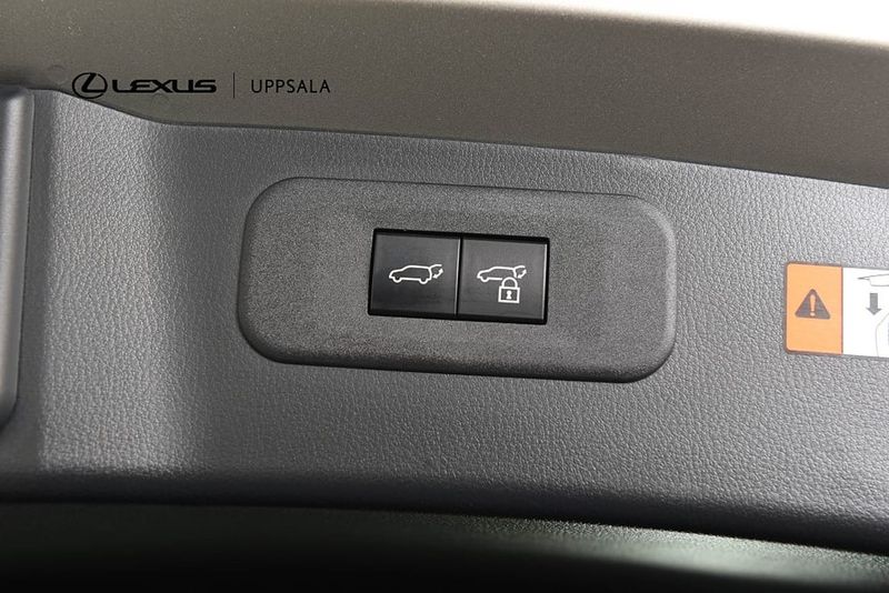 Lexus NX bild 10