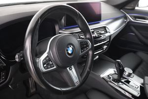 BMW 520 bild 12
