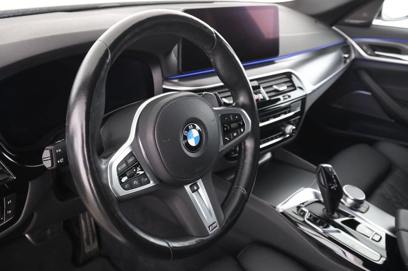BMW 520 bild 12