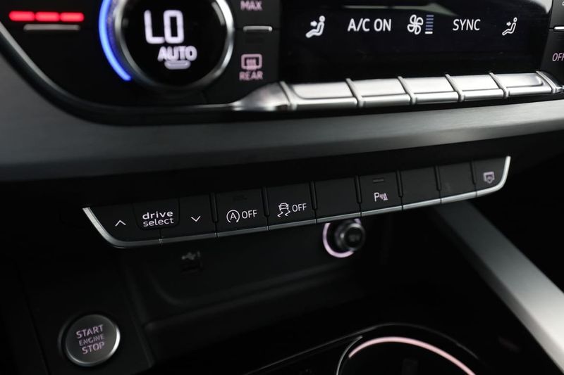 Audi A4 bild 25