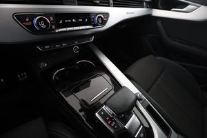 Audi A4 bild 23