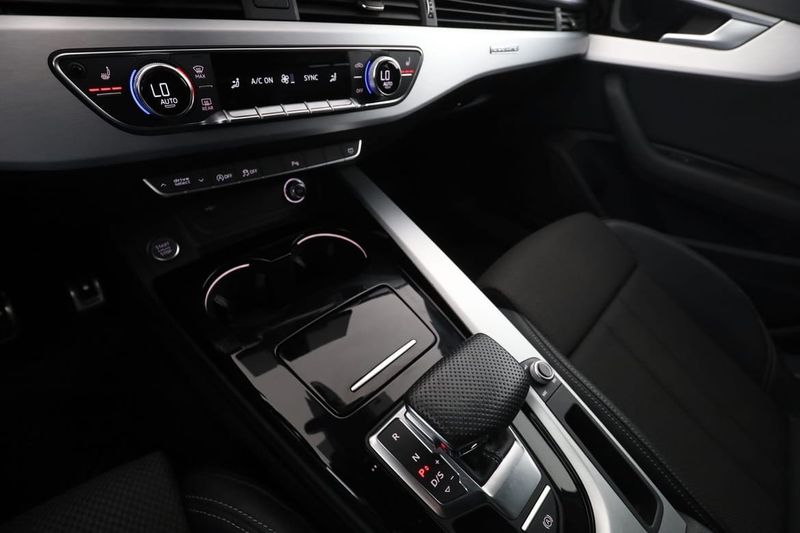 Audi A4 bild 23