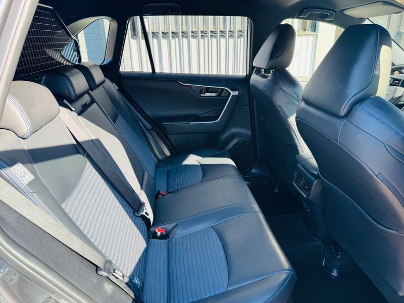 Toyota RAV4 bild 6