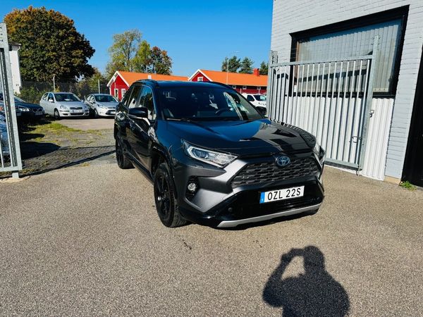 Toyota RAV4 Hybrid 222HK AWD-i STYLE / DRAG / VÄRMARE - 2021