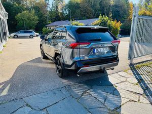 Toyota RAV4 bild 4