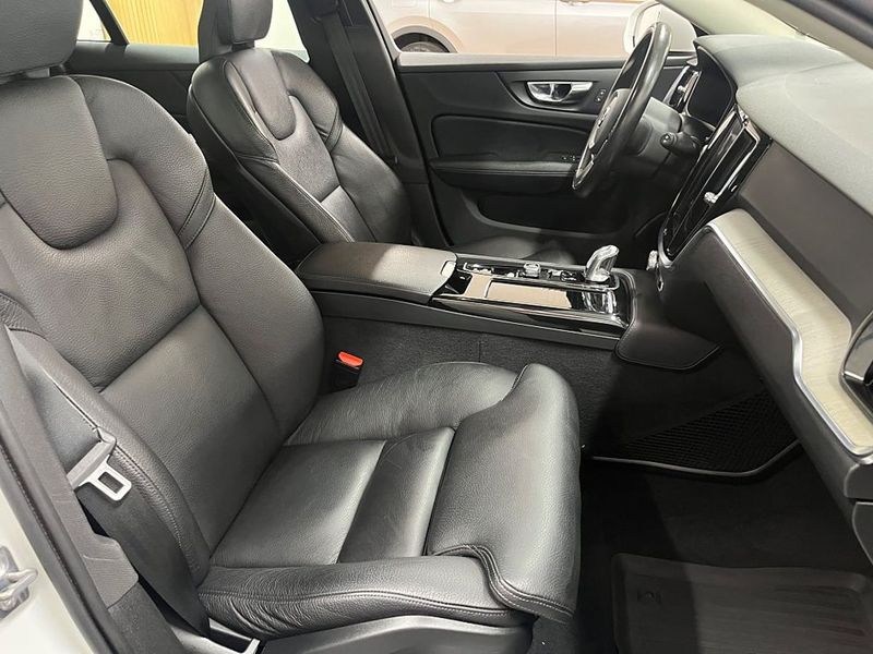 Volvo V60 bild 22
