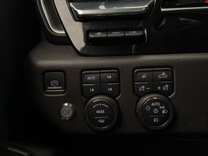 Chevrolet Silverado bild 22
