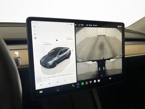 Tesla Model Y bild 18