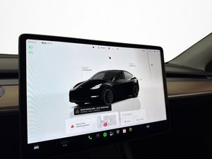 Tesla Model Y bild 18