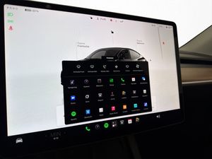 Tesla Model Y bild 19
