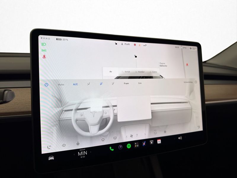 Tesla Model Y bild 16