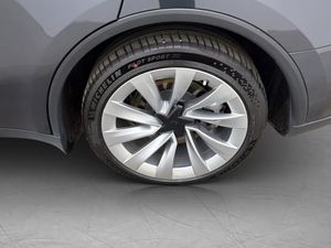 Tesla Model Y bild 34