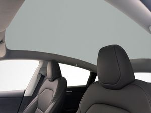 Tesla Model Y bild 13