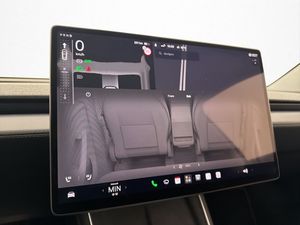 Tesla Model Y bild 21