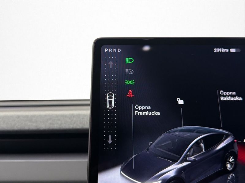 Tesla Model Y bild 18