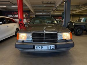 Mercedes 300 bild 4