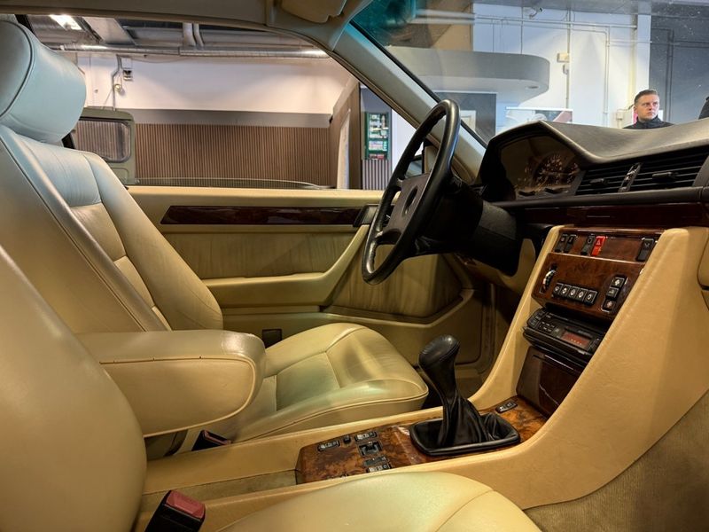 Mercedes 300 bild 33