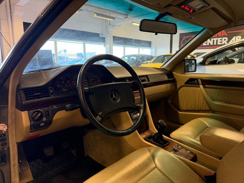Mercedes 300 bild 22