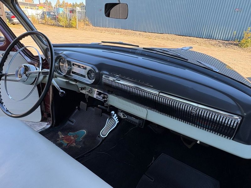 Chevrolet 210 bild 12