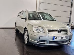 Toyota Avensis bild 4