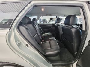 Toyota Avensis bild 21