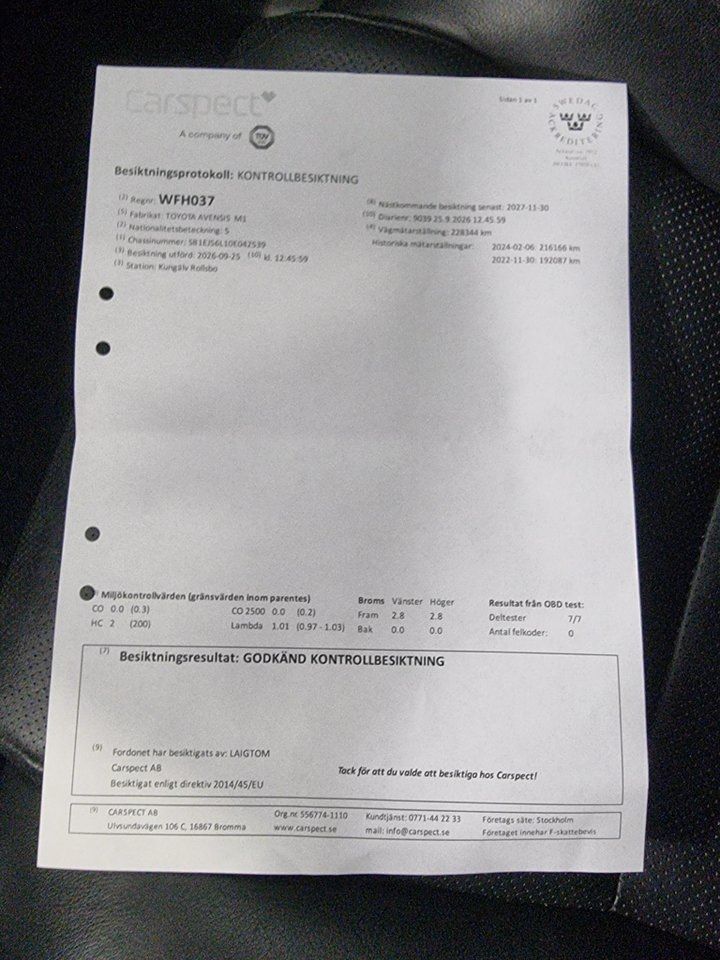 Toyota Avensis bild 24