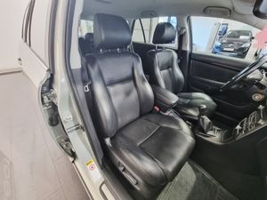 Toyota Avensis bild 20