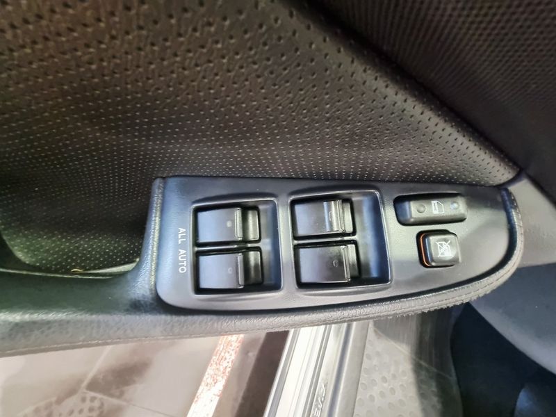 Toyota Avensis bild 14