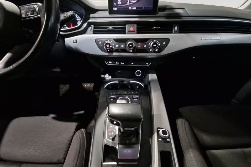 Audi A4 bild 12