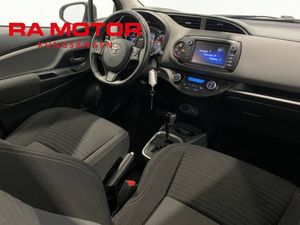 Toyota Yaris bild 13
