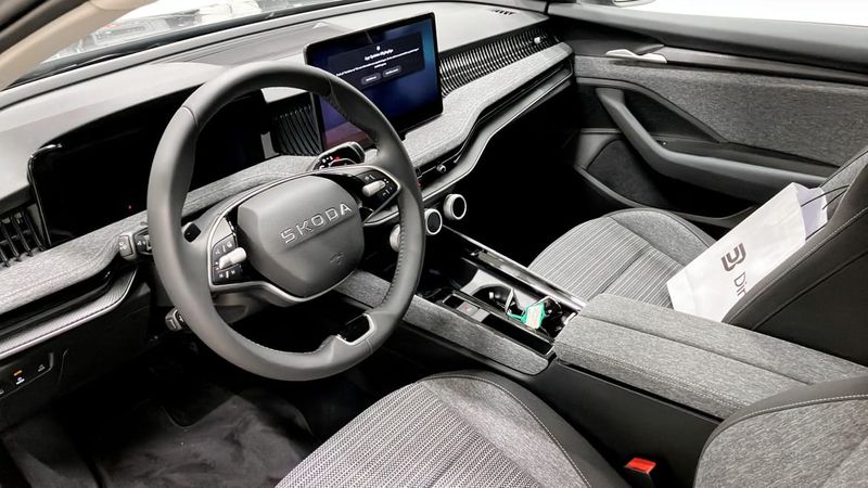 Skoda Superb bild 7