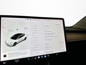 Tesla Model 3 bild 20