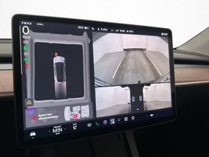 Tesla Model Y bild 20