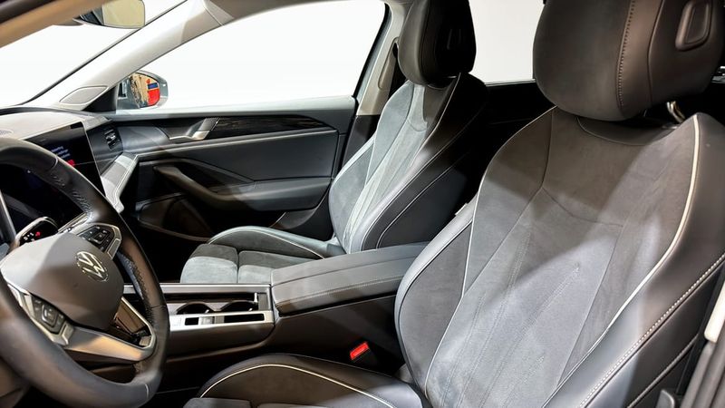 Volkswagen Passat bild 8