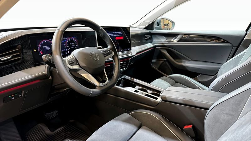 Volkswagen Passat bild 7