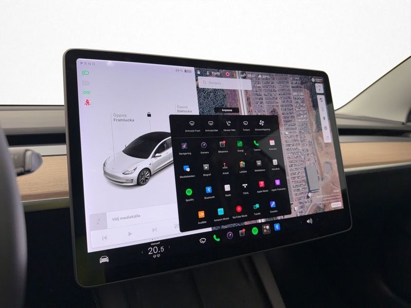 Tesla Model 3 bild 21