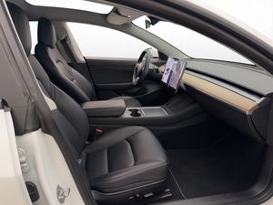 Tesla Model 3 bild 10