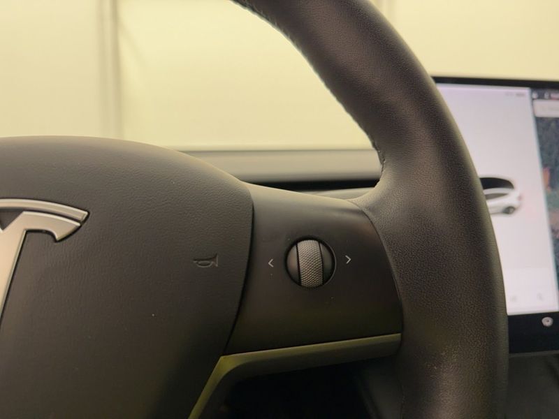 Tesla Model 3 bild 27
